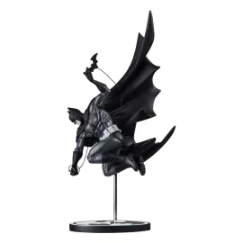  DC Direct statuette 1/10 Batman Black & White Batman by Inhyuk Lee 25 cm