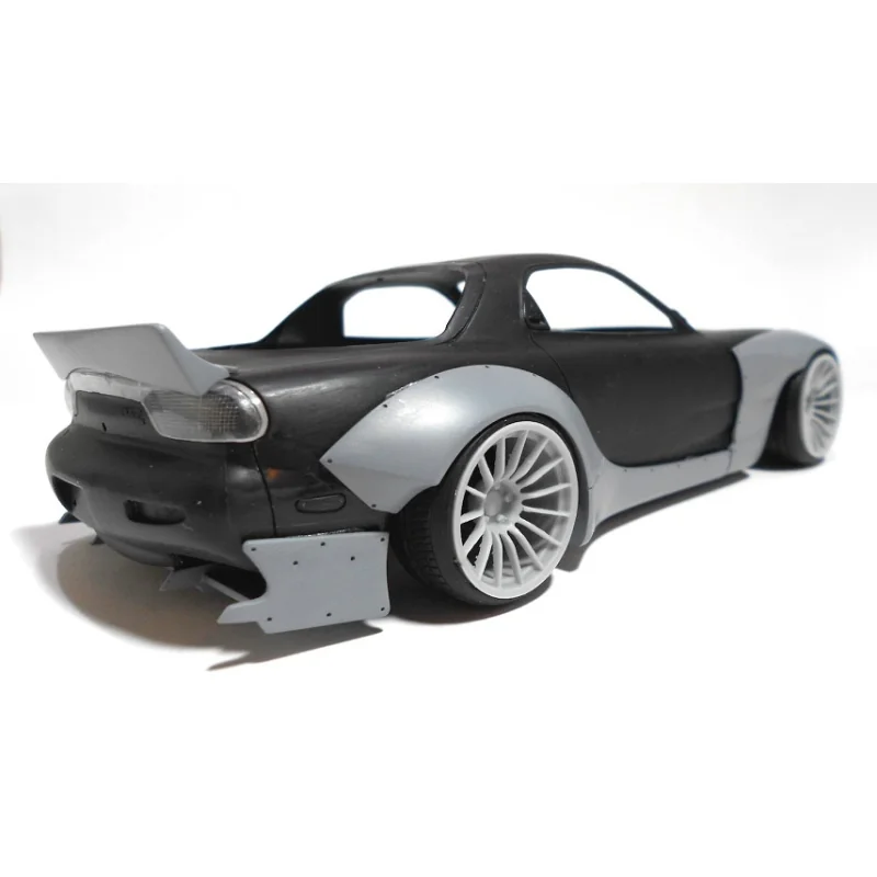 Maquette ROCKET BUNNY RX-7