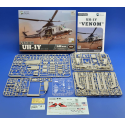 Kitty Hawk Model Maquette plastique d'hélicoptère UH-1Y VENOM