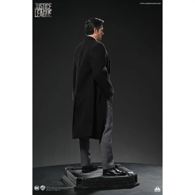 Queen Studios Justice League - statuette 1/4 Bruce Wayne (Ben Affleck)