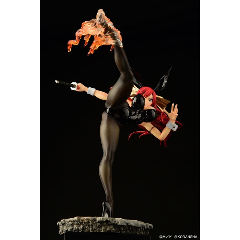 Orca Toys Fairy Tail statuette 1/6 Erza Scarlet High Kick Black Bunny Ver. 37 cm