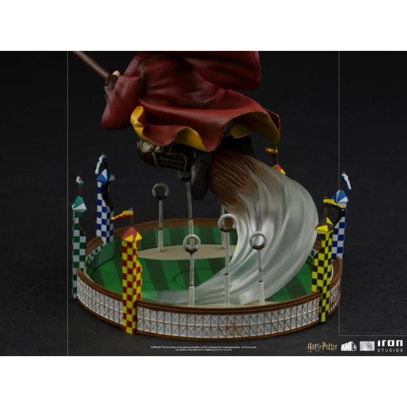 Harry Potter: Harry at the Quidditch Match Minico Statue