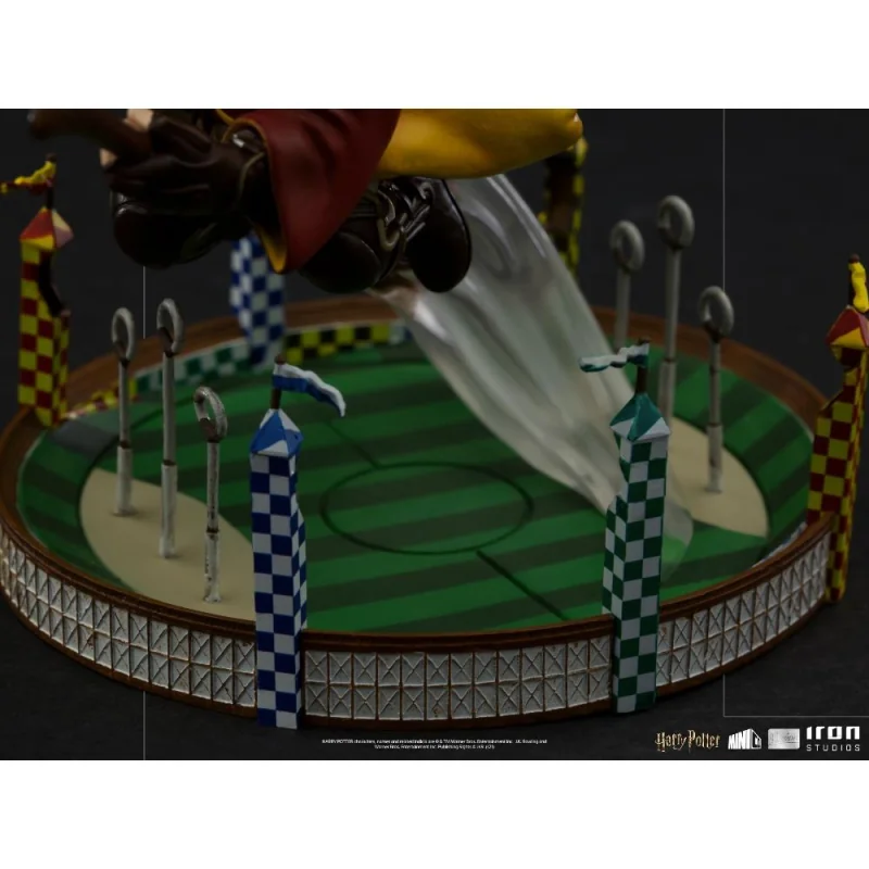 Harry Potter: Harry at the Quidditch Match Minico Statue