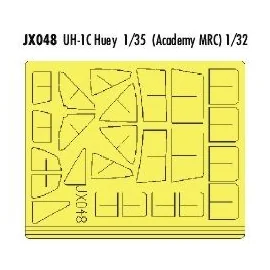 Bell UH-1C Huey (pour maquettes Academy et MRC) (fait à partir de bande jaune de Kabuki japonais)