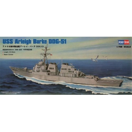 Maquette de bateau USS Arleigh Burke DDG-51