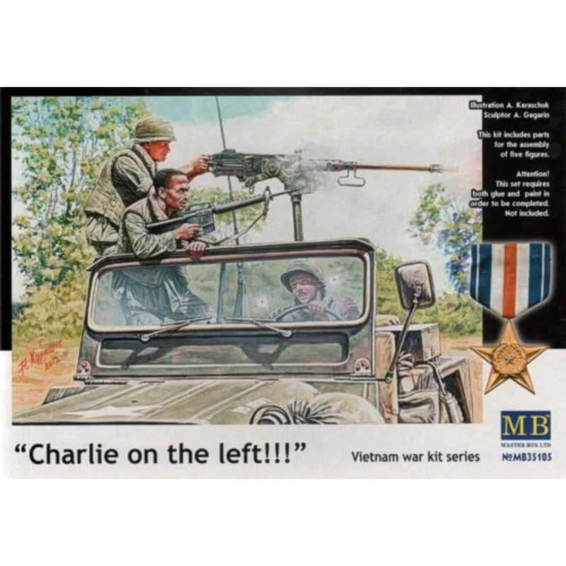 «Charlie sur la gauche 3 membres d'équipage de Jeep et 2 soldats Viet Cong Fighters - 5 figurines en tout