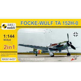 Maquette avion Focke-Wulf Ta 152H-0 'Reich Defender'. Two injection-moulded kits are supplied in this box and each kit contains 