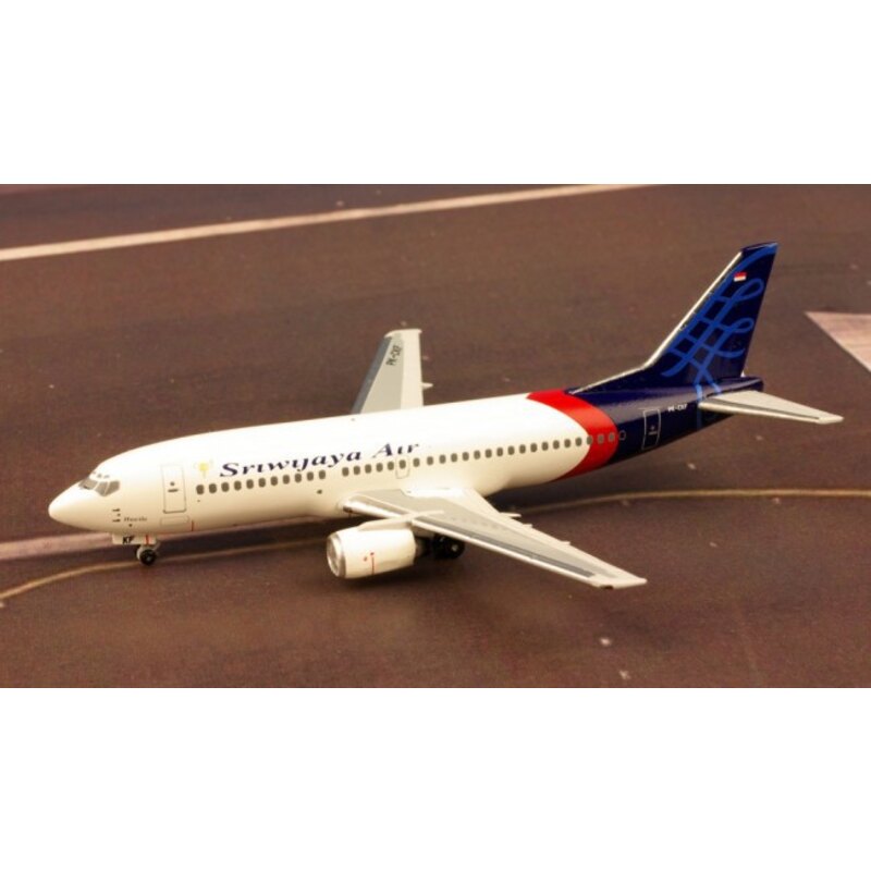 Sriwijaya n/c Boeing 737-300 PK-CKF