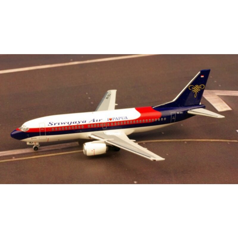 Sriwijaya o/c Boeing 737-300 PK-CKJ 