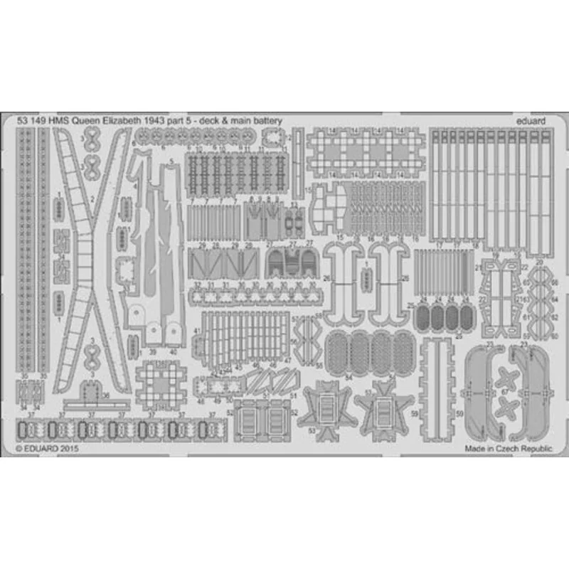 HMS Queen Elizabeth 1943 pt 5 - pont et batteries principales (conçus pour être utilisés avec des kits Trumpeter)